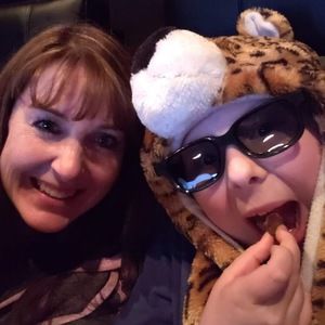 Meet your Posher, Julie